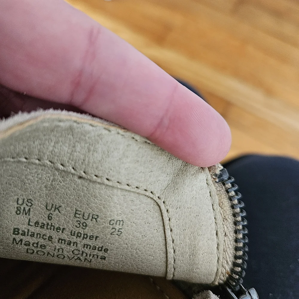 Dr. Scholl's Beige Leather/Suede Ankle Booties with Perforated Detail Sz 8M EUC - Picture 6 of 7